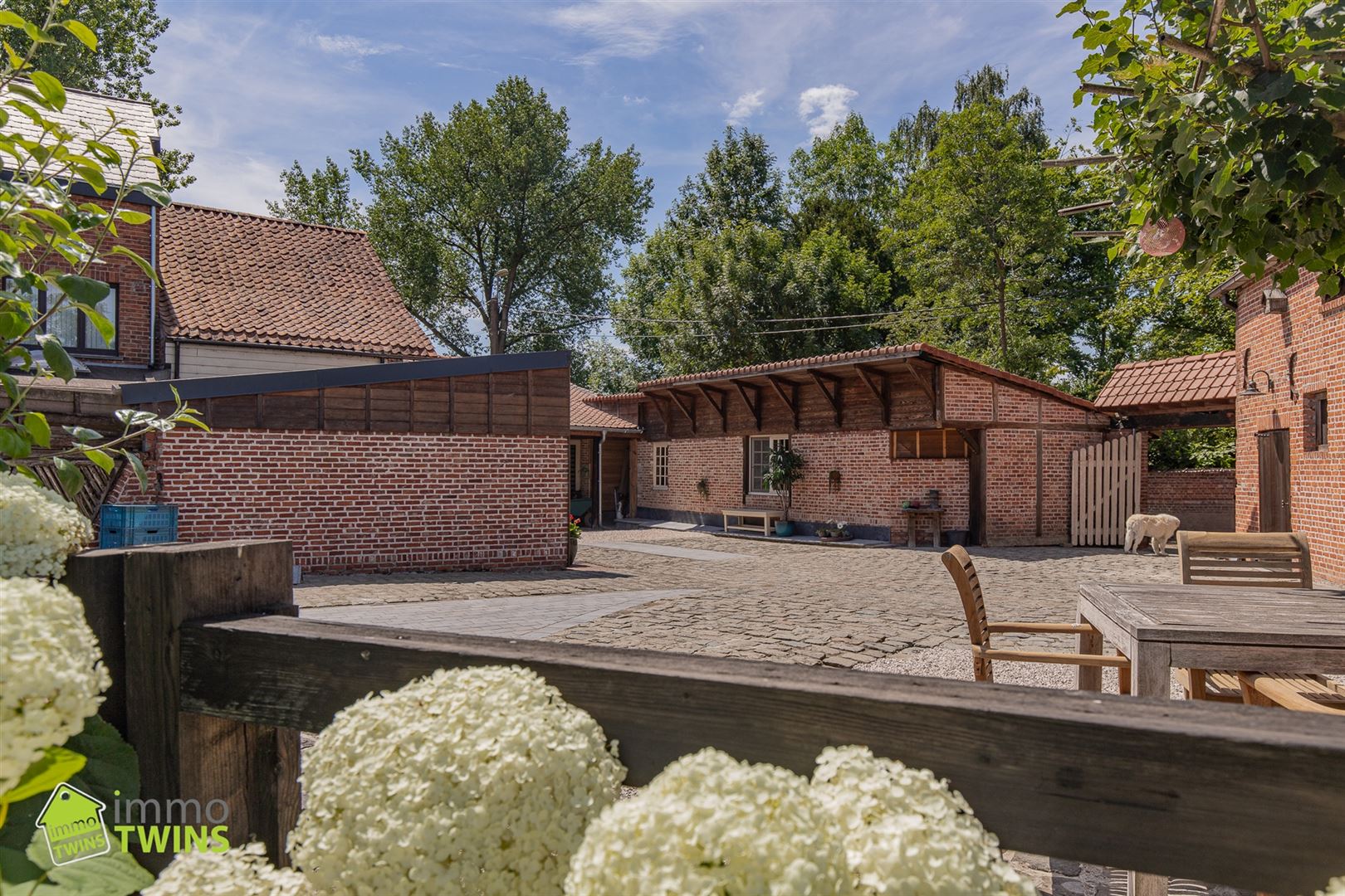 Charmante hoeve op toplocatie in Mespelare – 3177 m² perceel foto 5