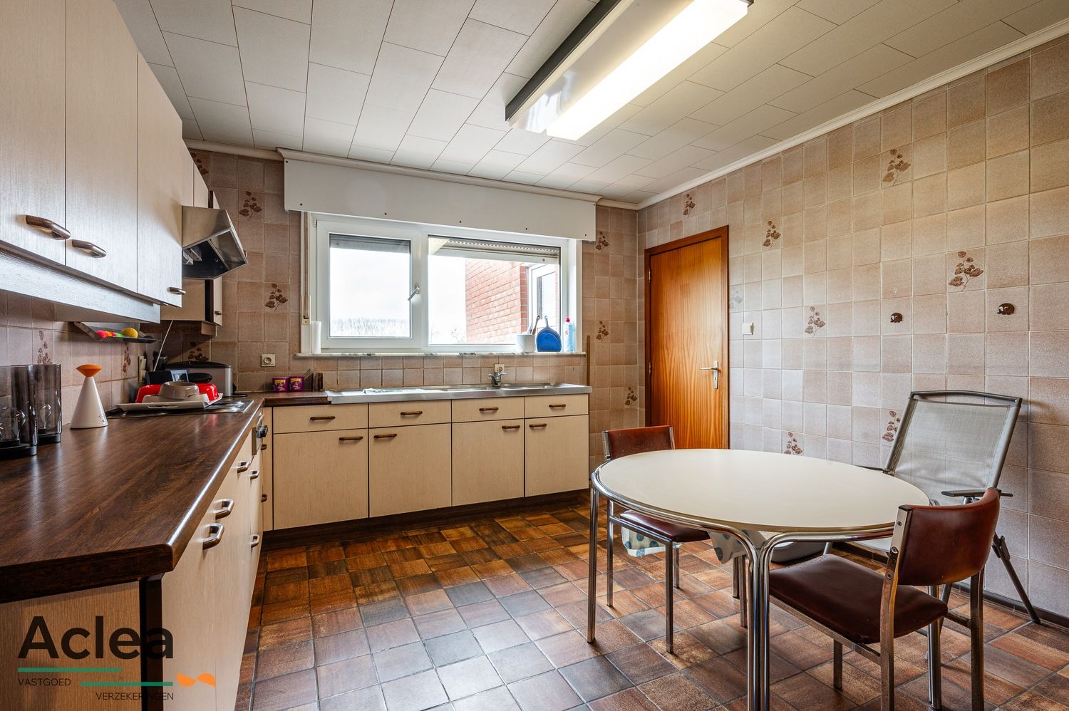 Rijwoning  met handelspand en prachtig polderzicht foto 10