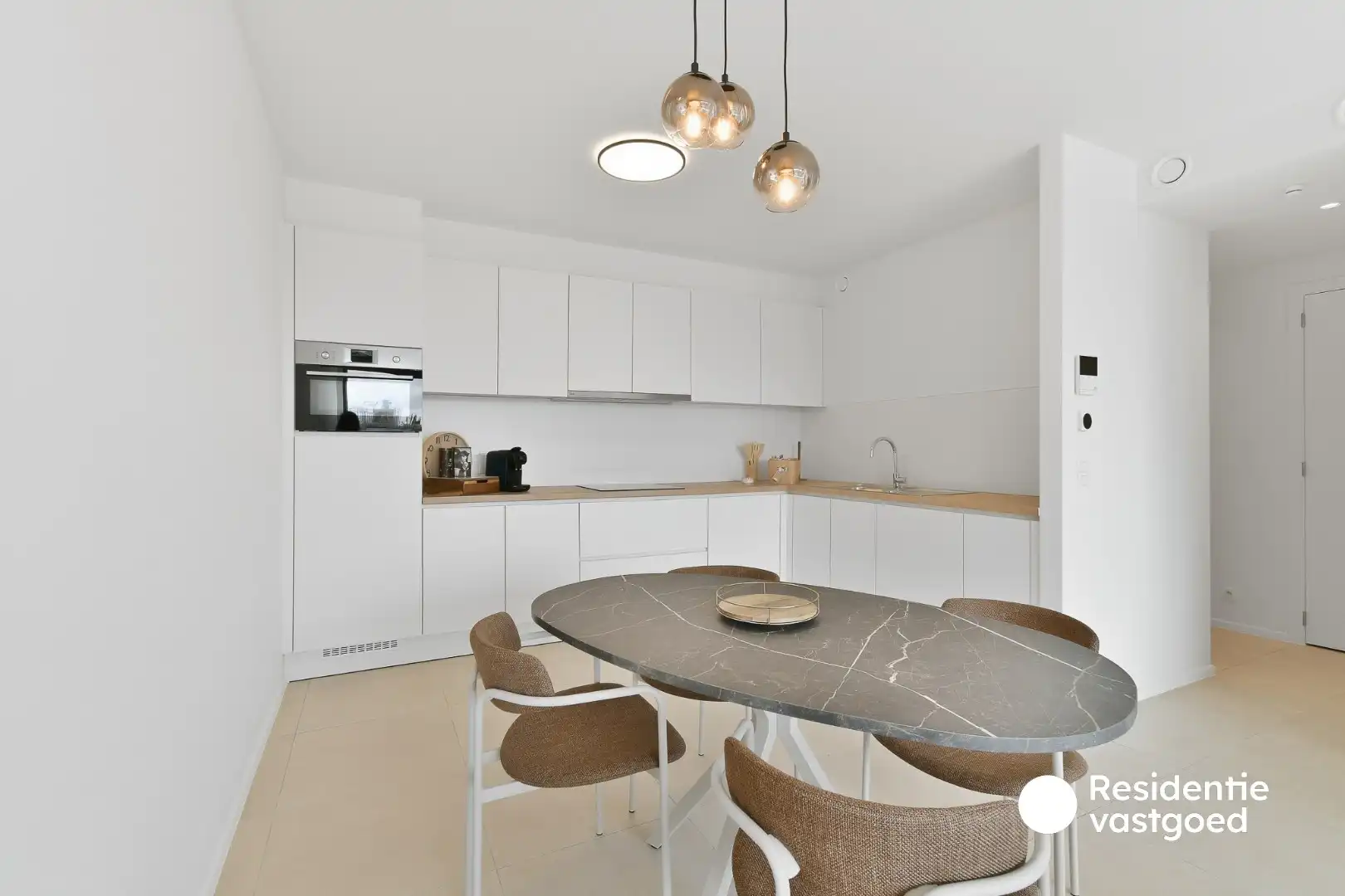 Gemeubeld, nieuw en stijlvol appartement aan het kanaal Plassendale - Nieuwpoort foto 3
