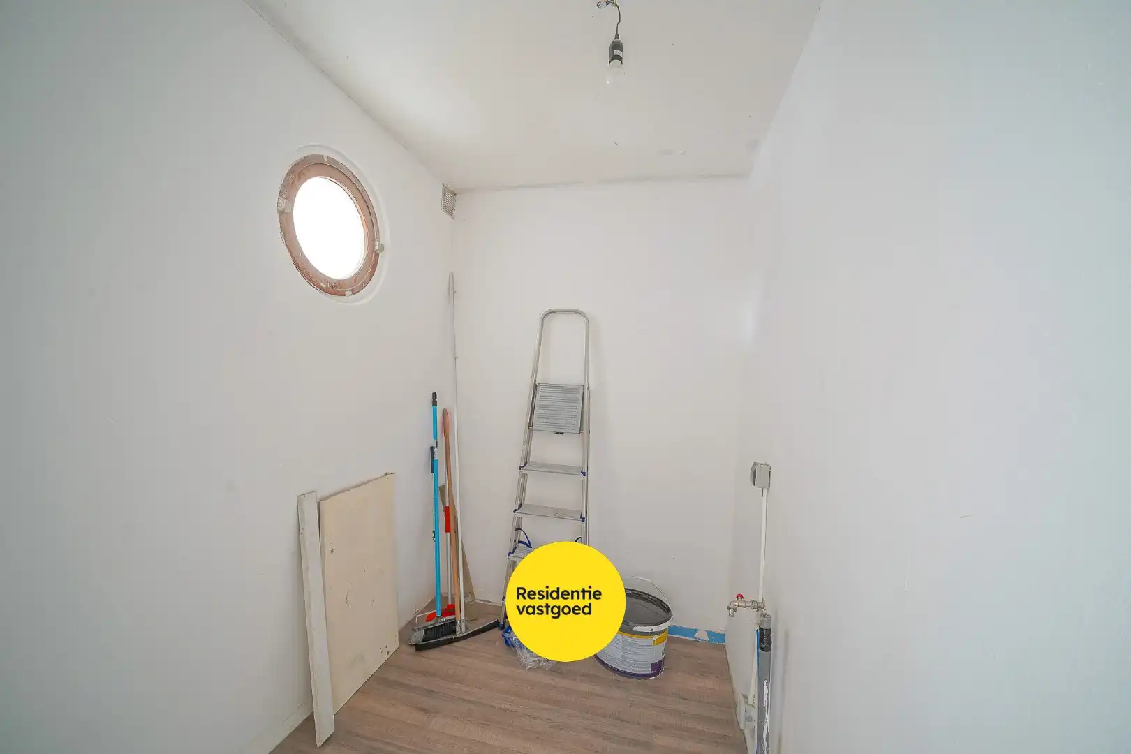 Instapklaar 2-slaapkamerappartement vlakbij de Spuikom foto 10