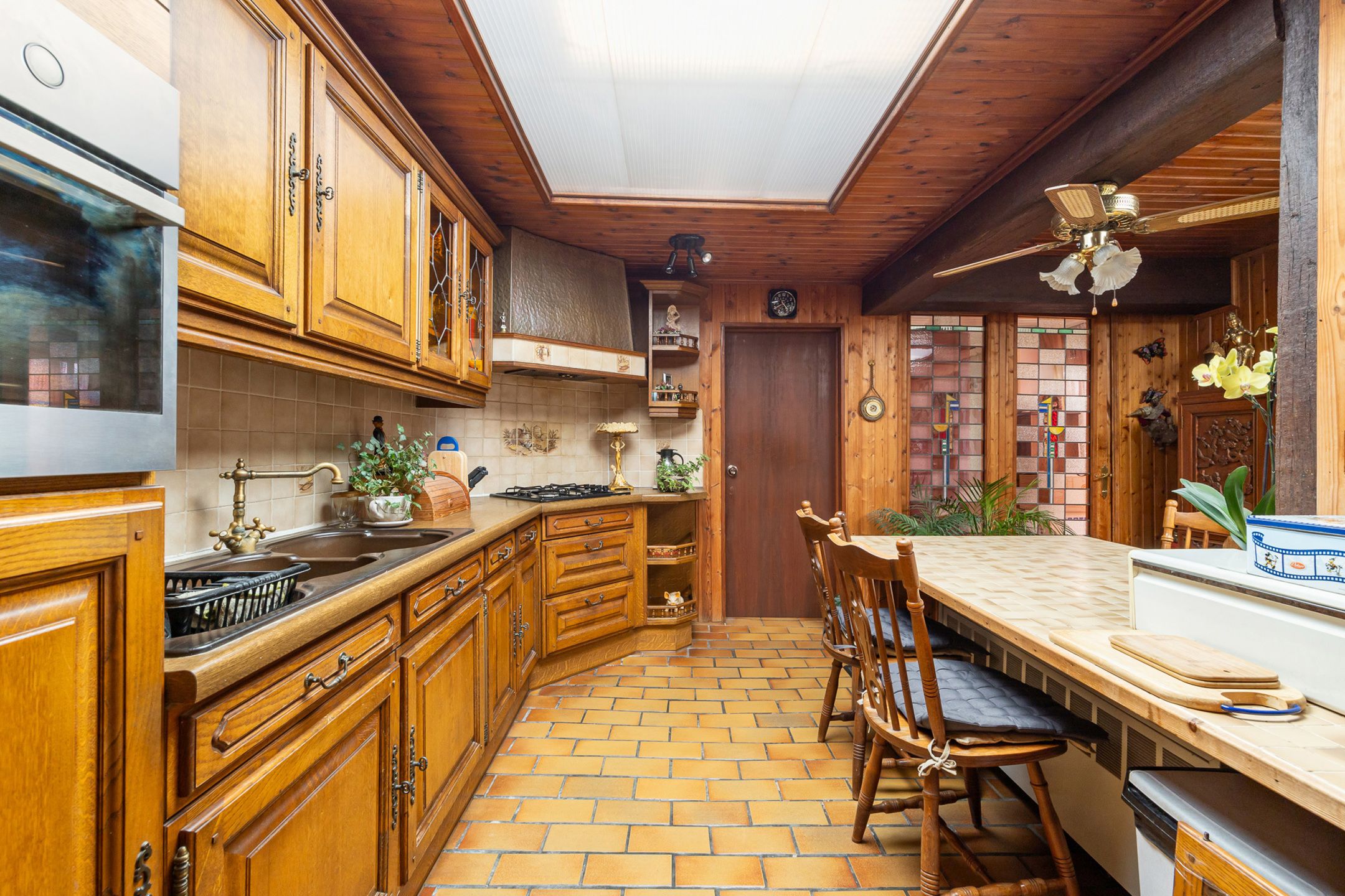 goed gelegen te renoveren woning met tuin en 2 garages + aanpalende bouwgrond (175m²) foto 12