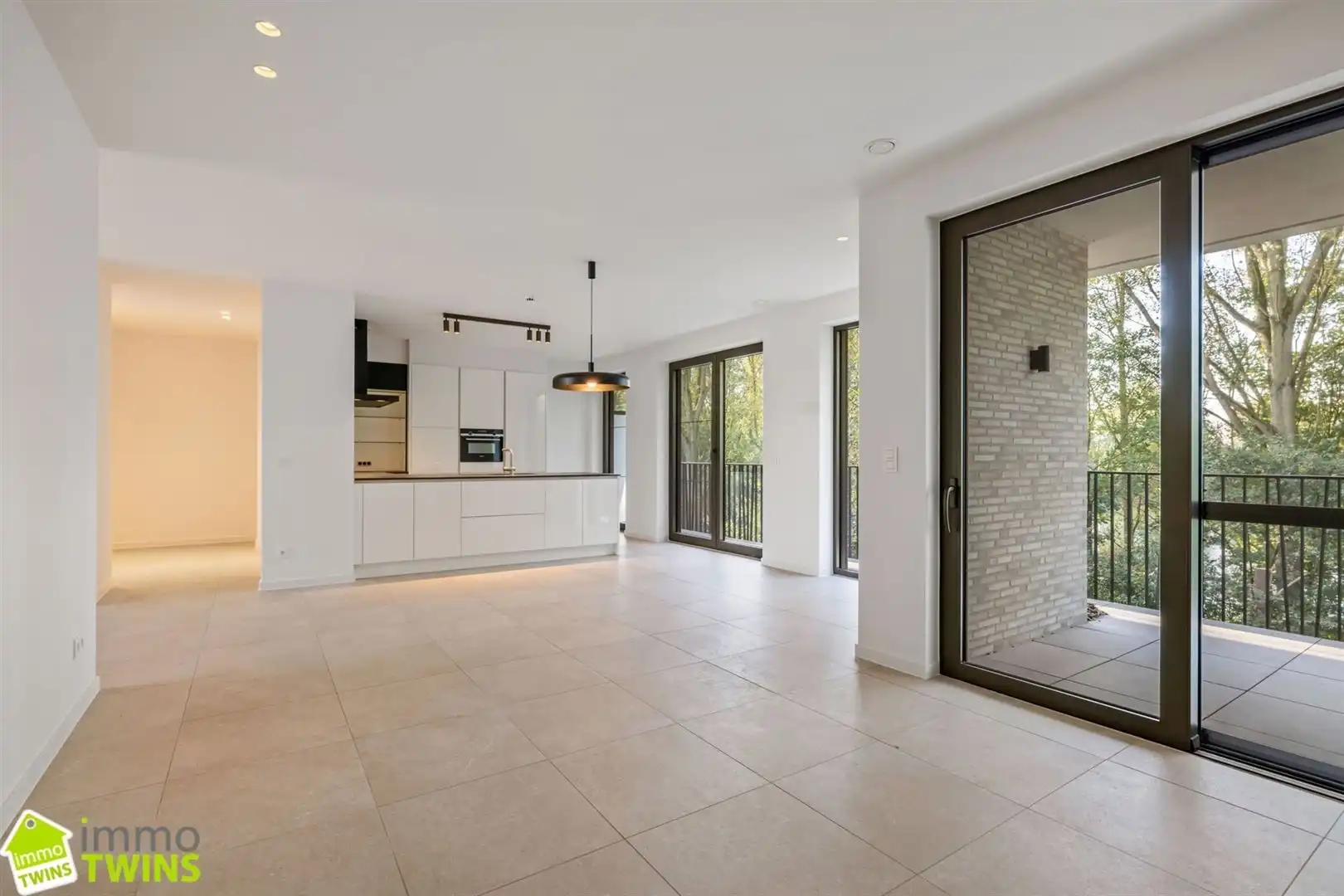 Prachtige assistentiewoning gelegen midden in het groen te Hamme foto 3