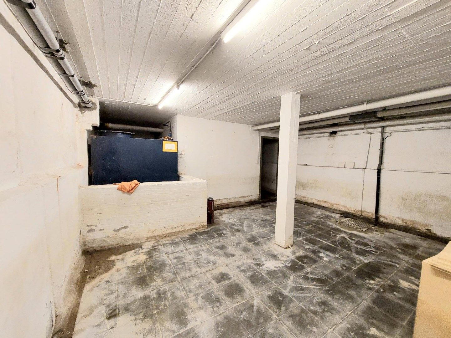 Kantoor - winkel - showroom - praktijk met' woonst foto 16