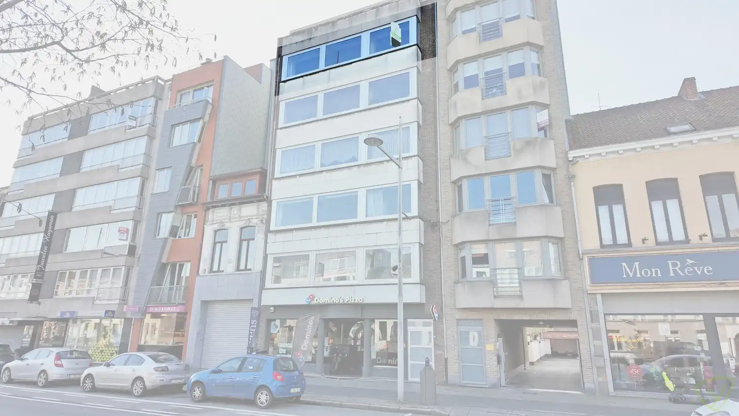 Ruim appartement met 3 slaapkamers en open zicht foto 22