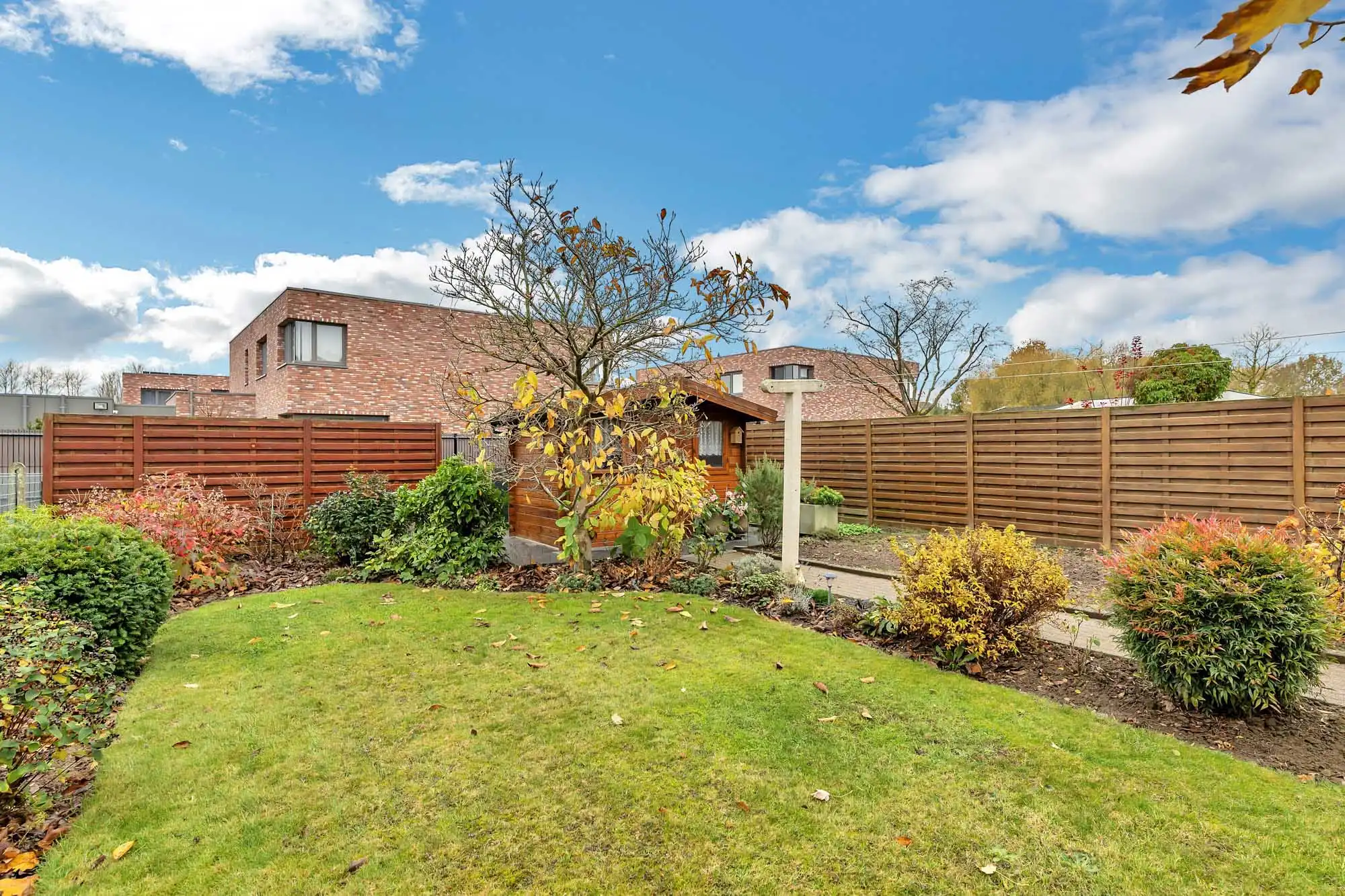 Gezellige en solide woning te Onze-Lieve-Vrouw-Lombeek foto 3