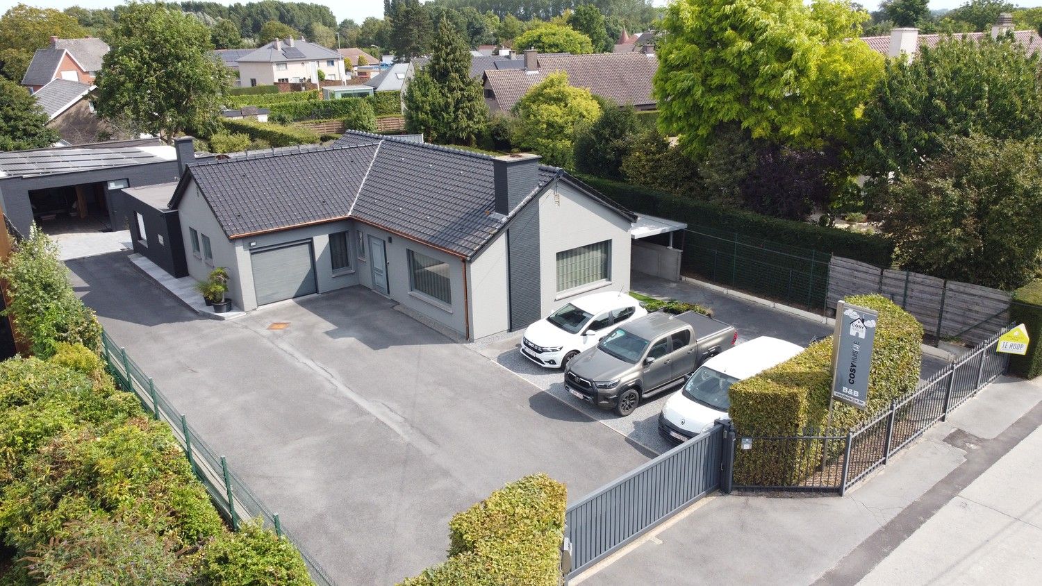 Hoofdfoto van de publicatie: Gerenoveerde woning met bijgebouw en prachtige tuin!