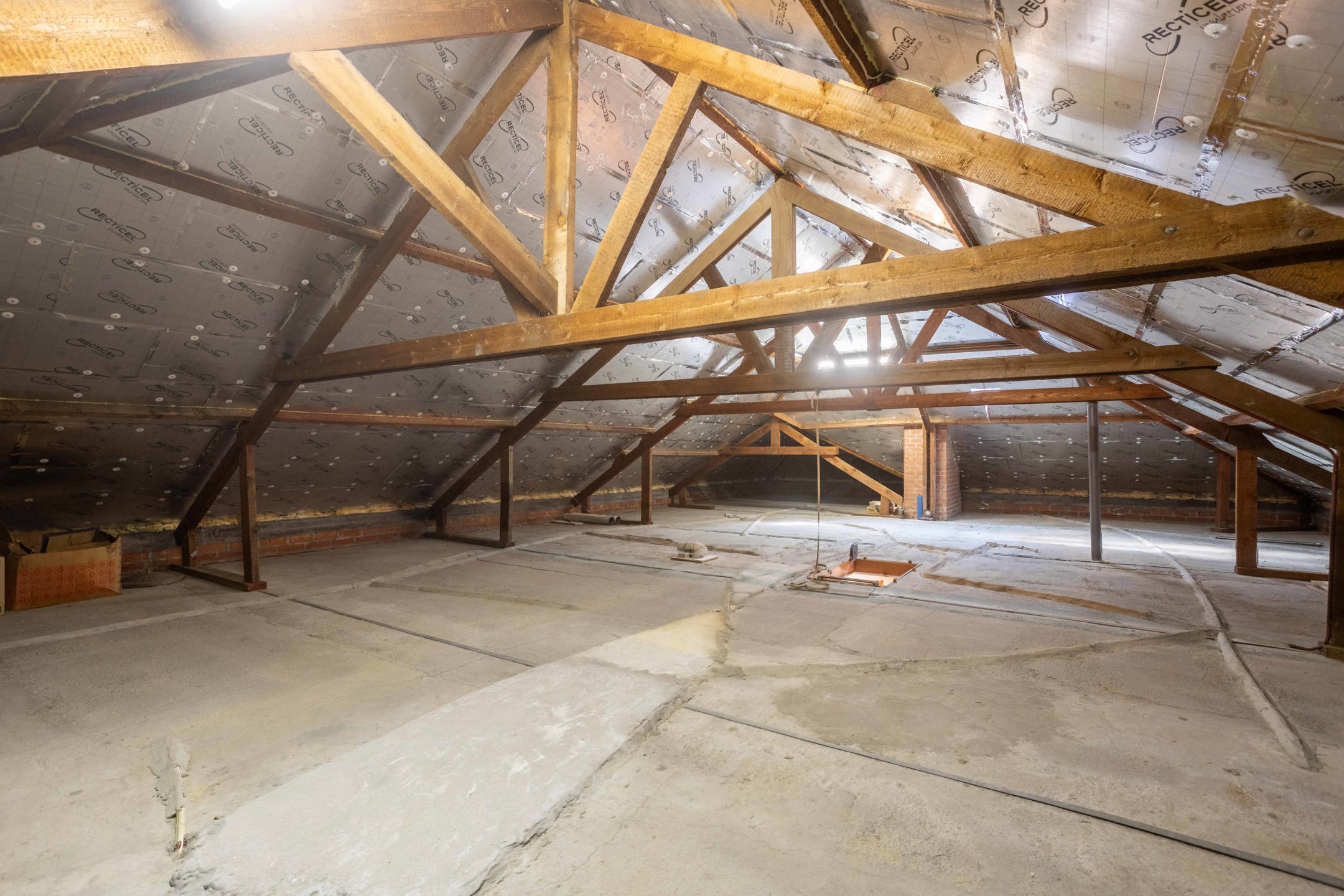 Goed gelegen ruime alleenstaande woning  foto 18