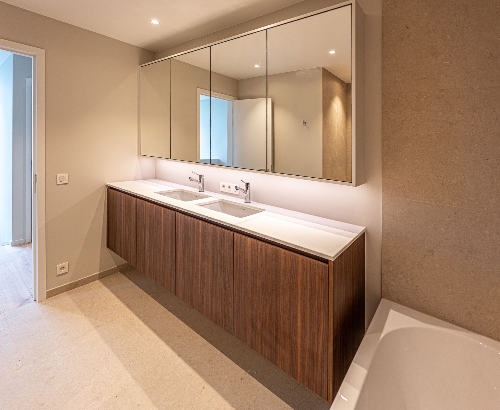 Moderne, energiezuinige nieuwbouwwoning foto 20