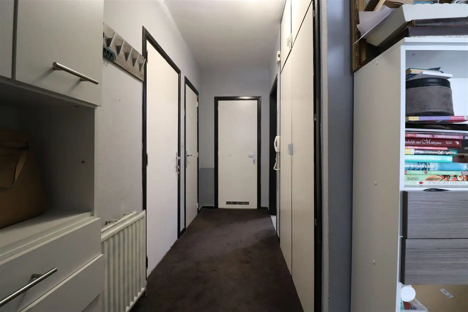 Ruim 3-slaapkamerappartement met terras foto 6