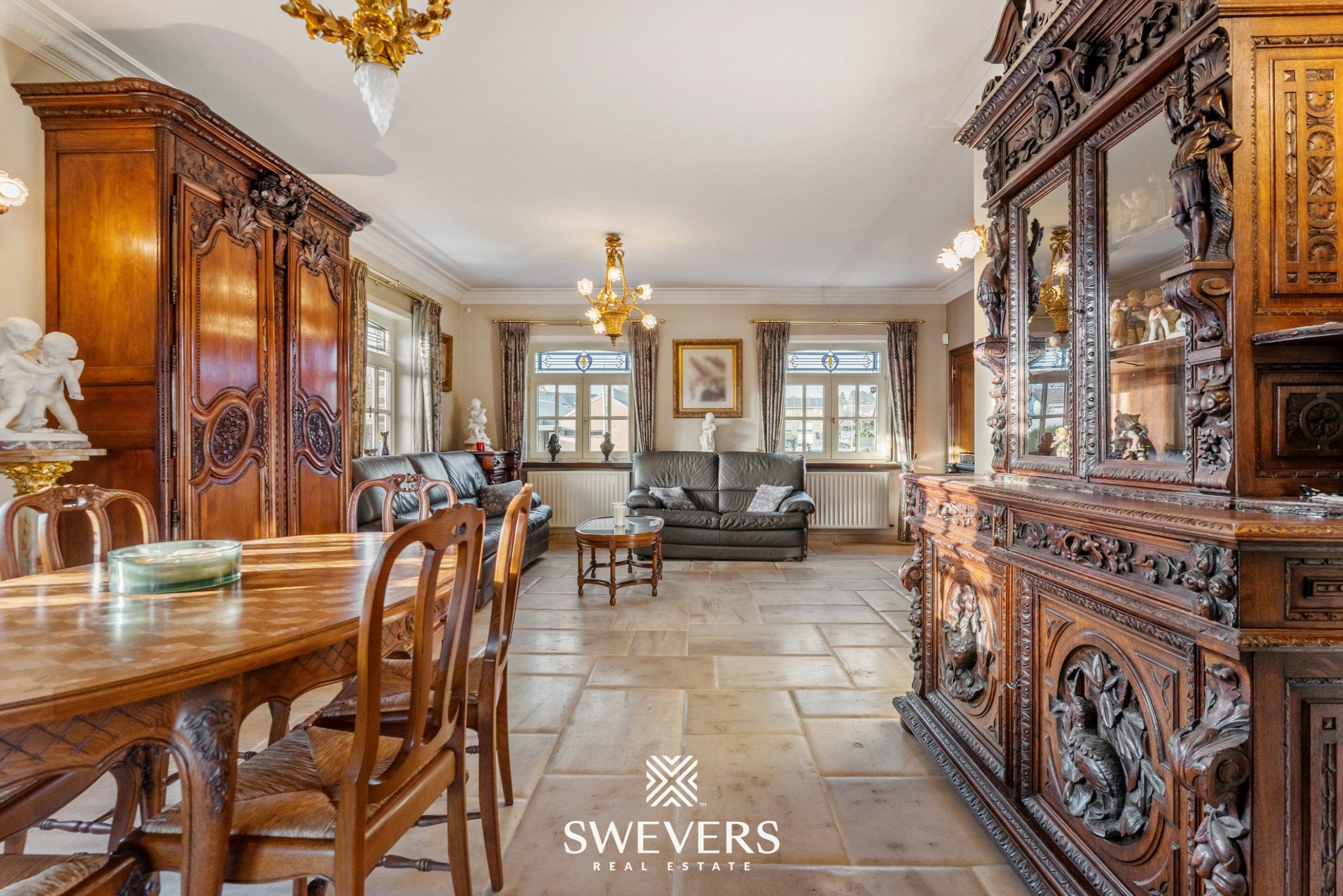 Ruime open bebouwing met 4 slaapkamers en zonnige tuin in Houthalen foto 9