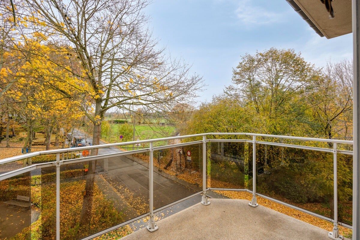 Goed gelegen appartement met parking en kelder  foto 19