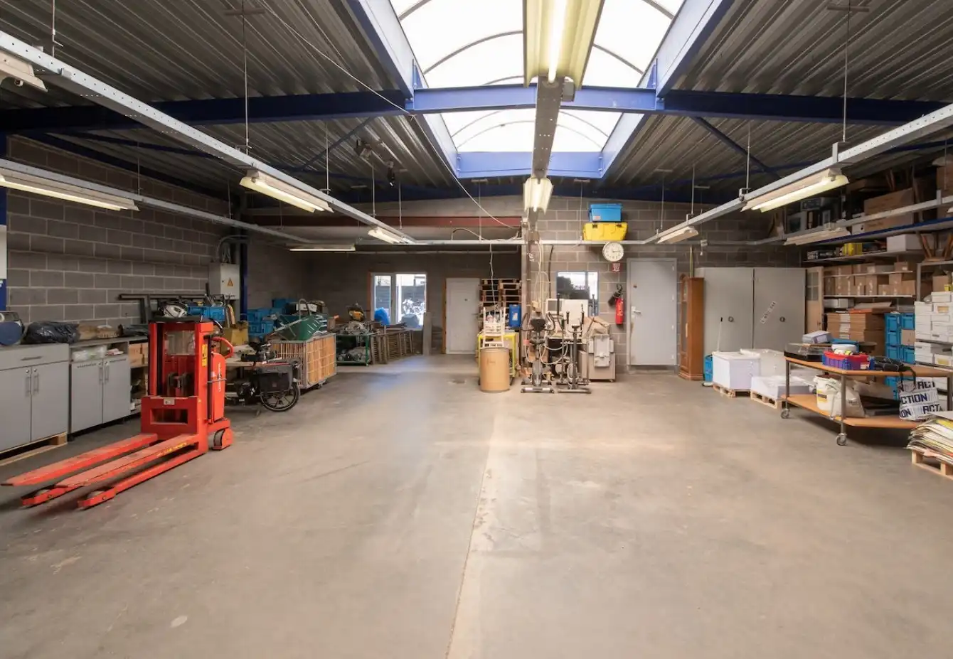 Opbrengsteigendom met veel mogelijkheden foto 3