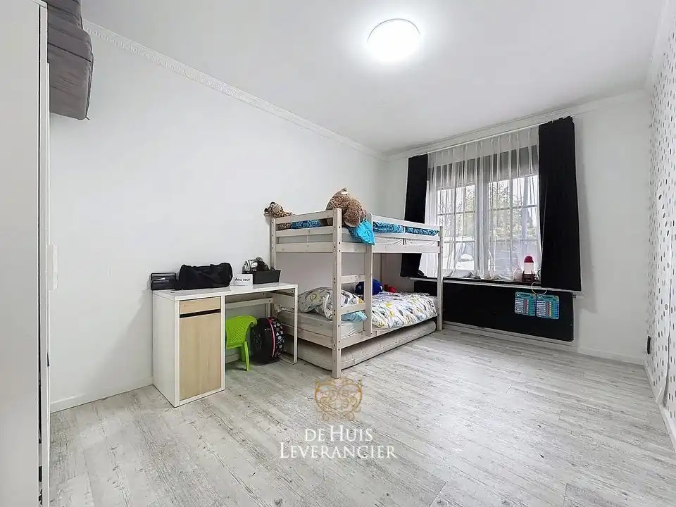 Laagbouwvilla op een strategische topligging te koop in Kontich foto 17