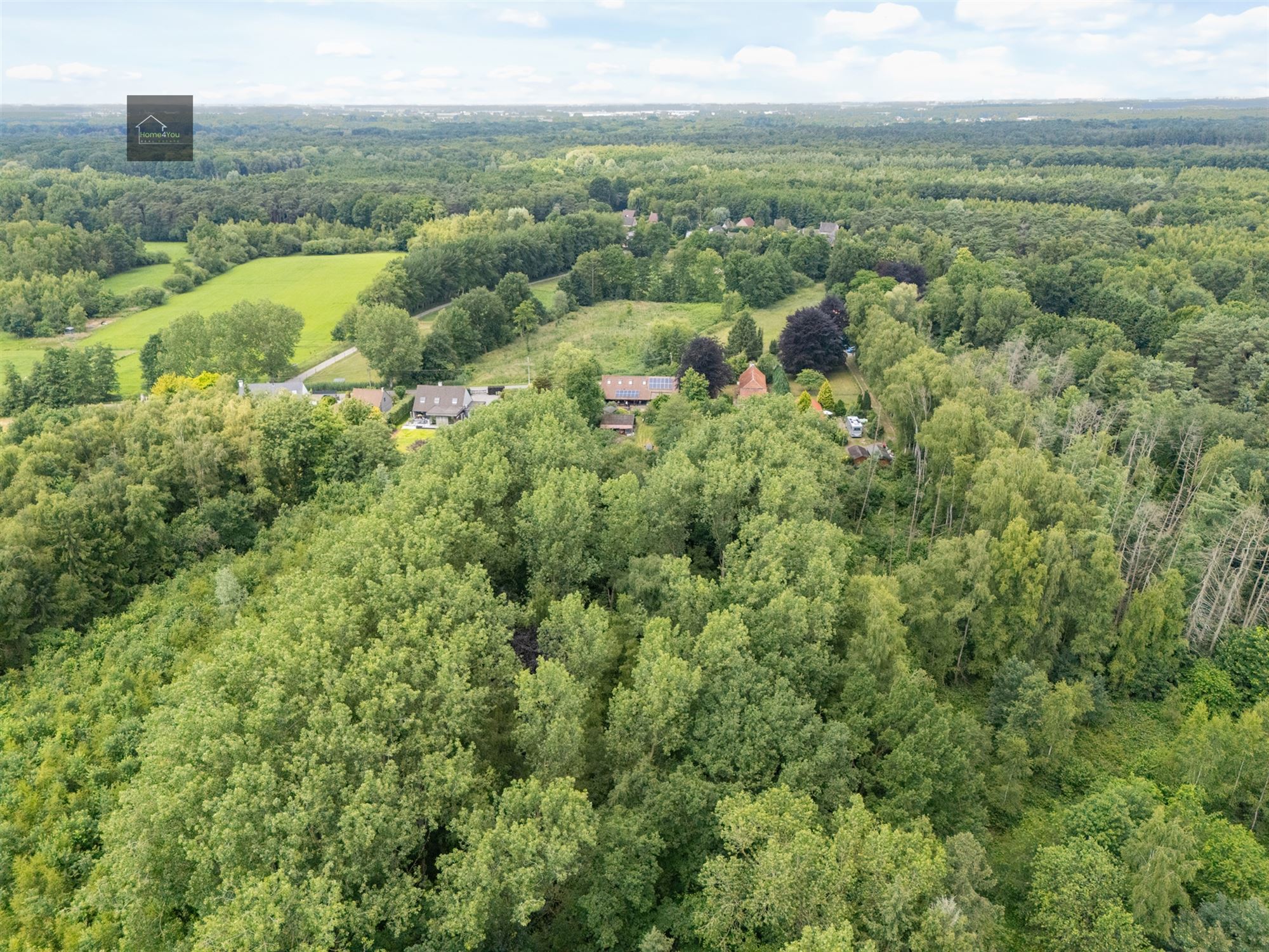 Wonen in het hart van de natuur – Alleenstaande villa op 8000 m² bosrijk domein in Stekene foto 34