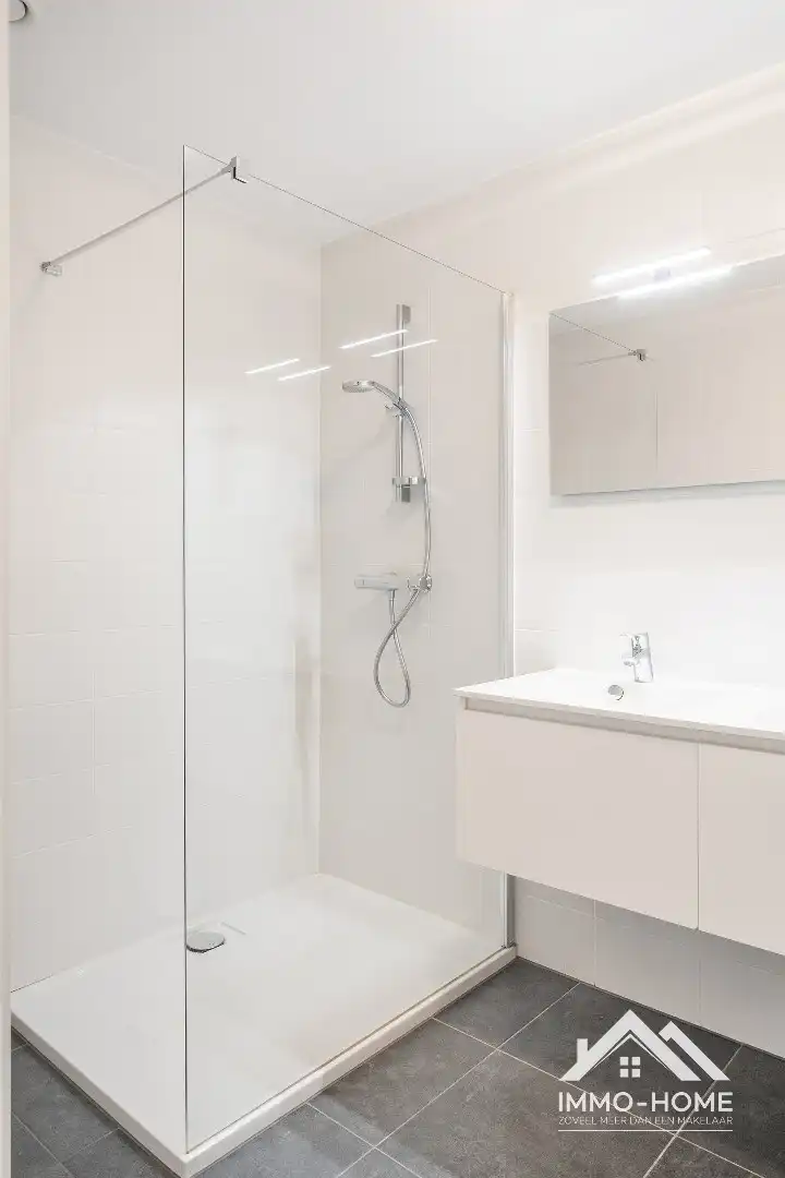 Prachtig jong appartement nabij centrum Lokeren foto 10