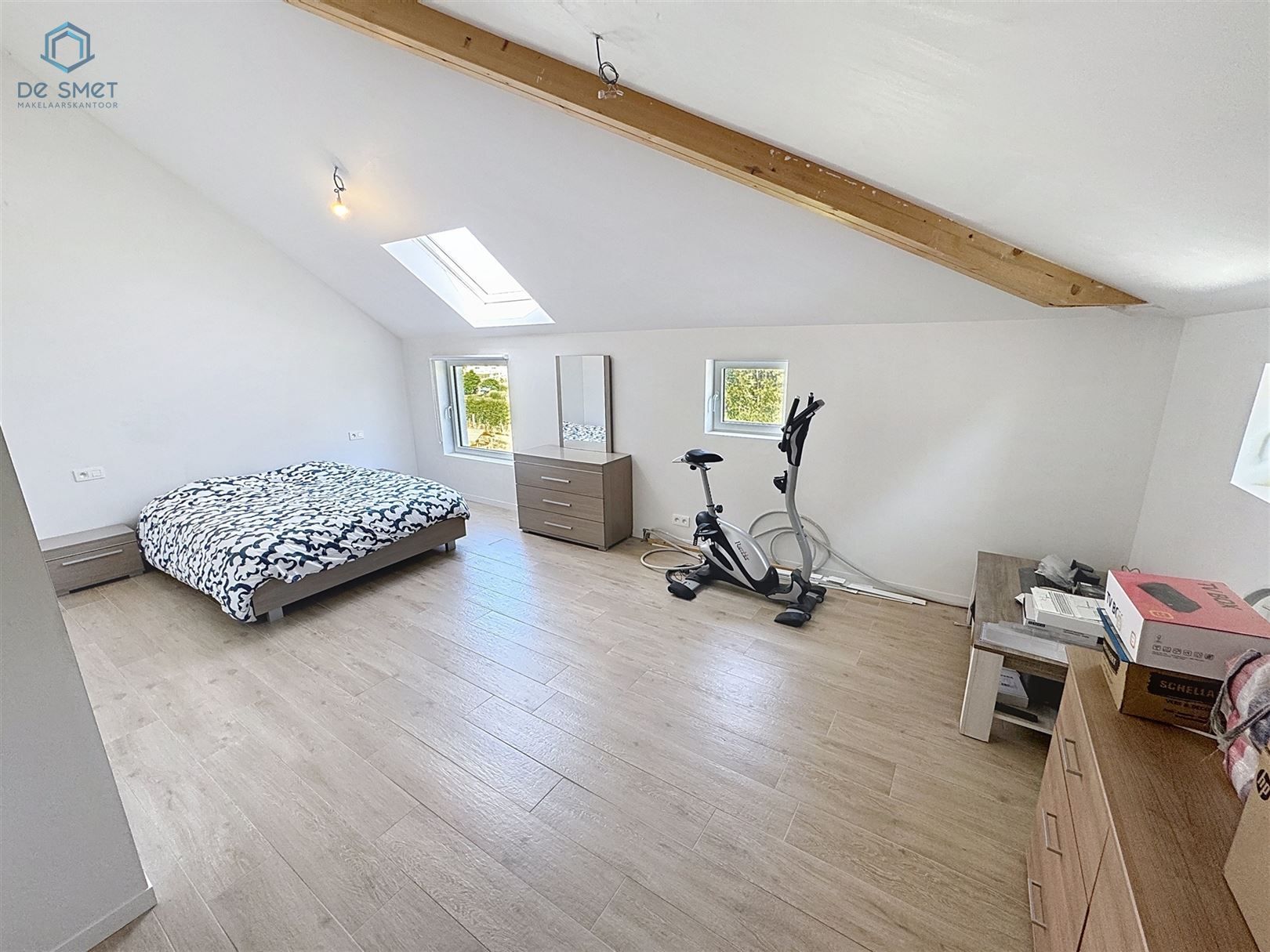 PRACHTIGE BEN-NIEUWBOUWWONING MET 3 SLPK, DRESSING, INBOUWKASTEN & TUIN ZARLARDINGE foto 21
