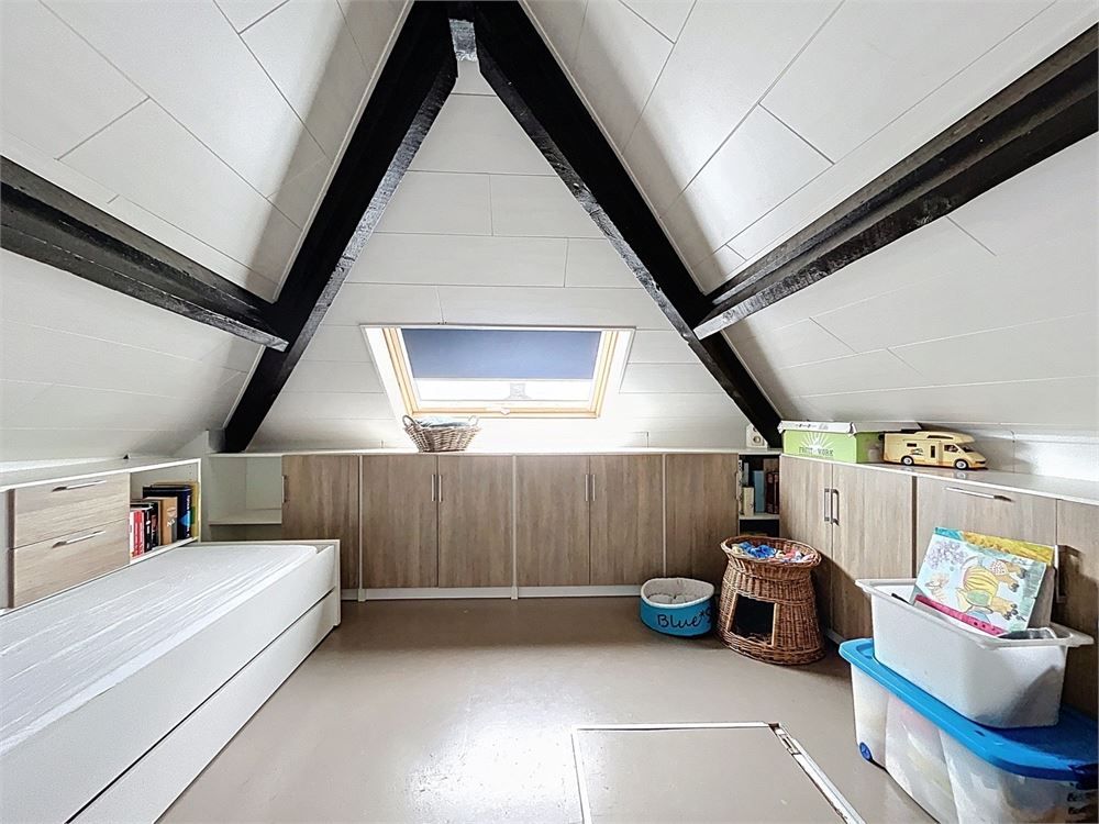 HOB met 4 - 5 slpks en super gezellig zuiders ingerichte tuin foto 24