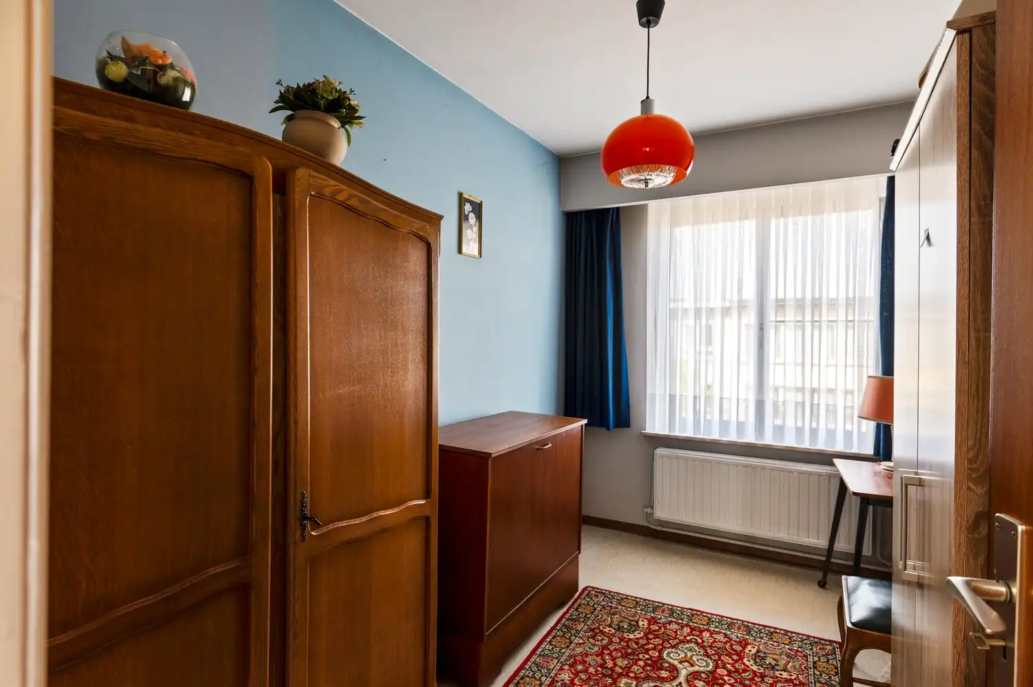 Charmante bel-etage met 4 slaapkamers, tuin en garage met oprit in Deurne! foto 15