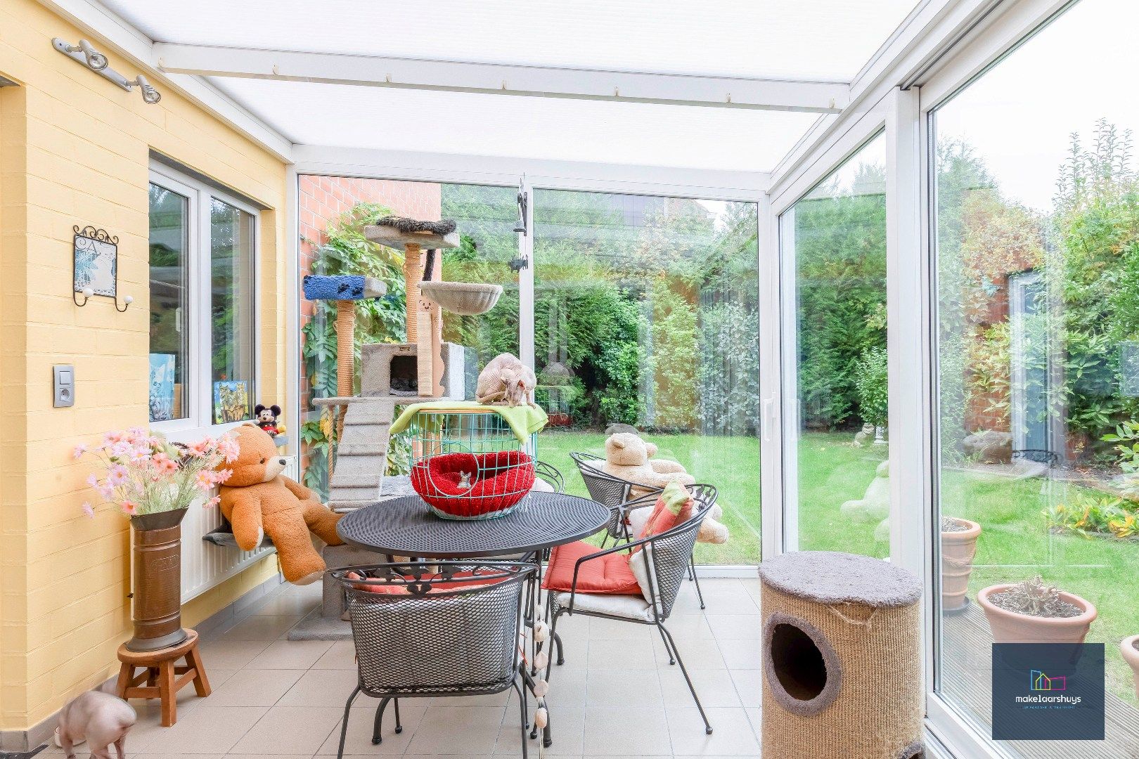 Ruime woning in rij met tuin, garage en 4 slaapkamers in Wondelgem  foto 22