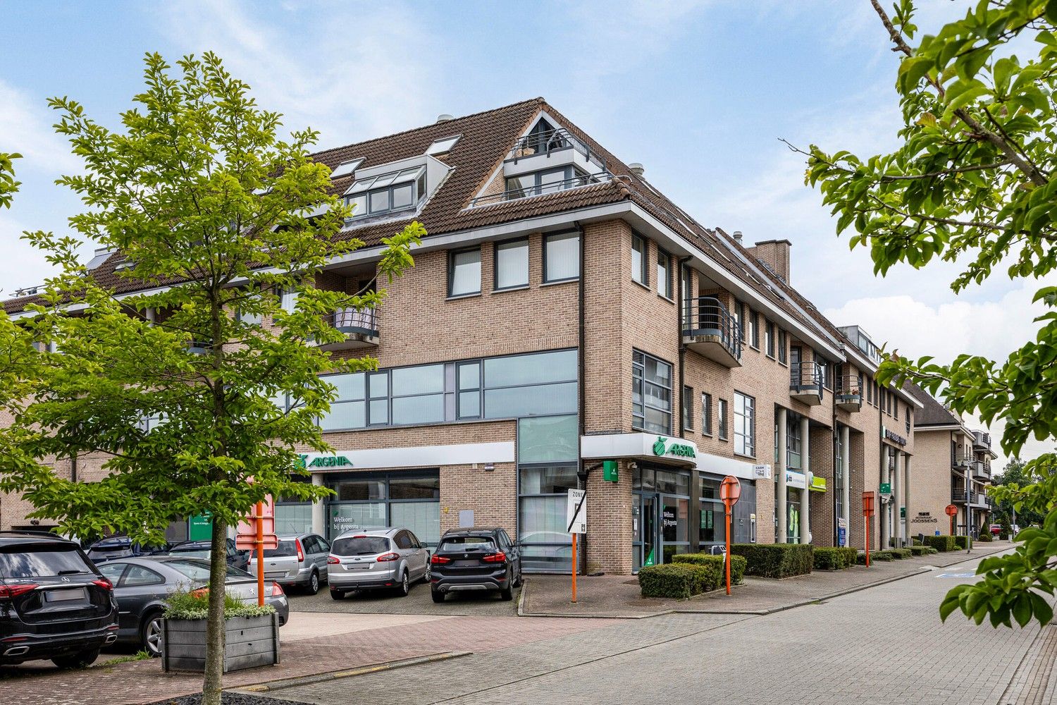 Ruim, instapklaar appartement met 2 slaapkamers op TOPlocatie in centrum Lanaken foto 28