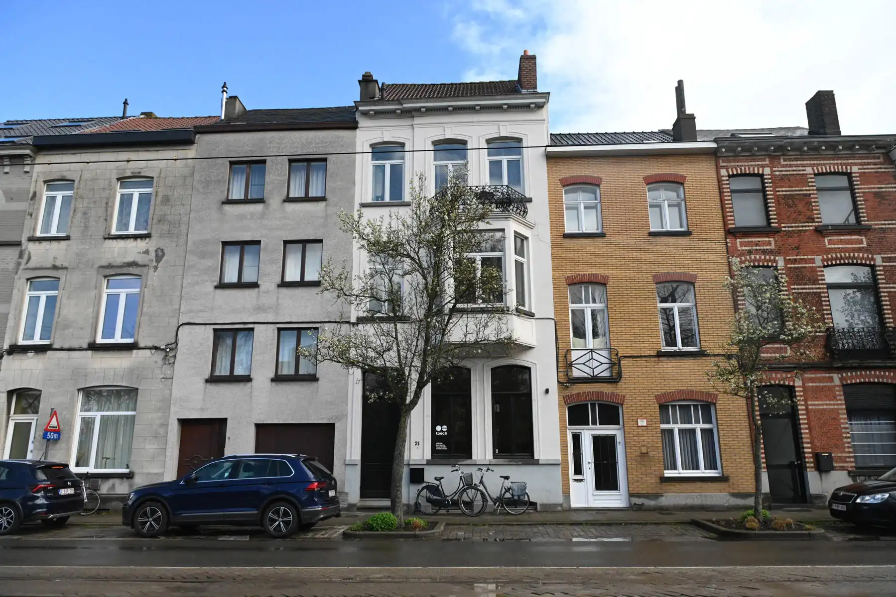 Stijlvolle kantoorruimte in een volledig gerenoveerde herenwoning foto 2