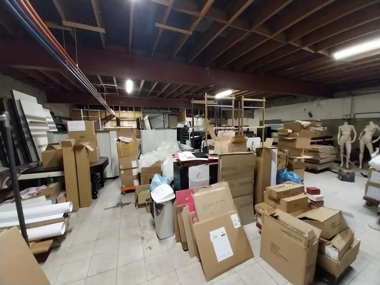 Ruime handelsruimte te huur op toplocatie in Houthalen foto 6