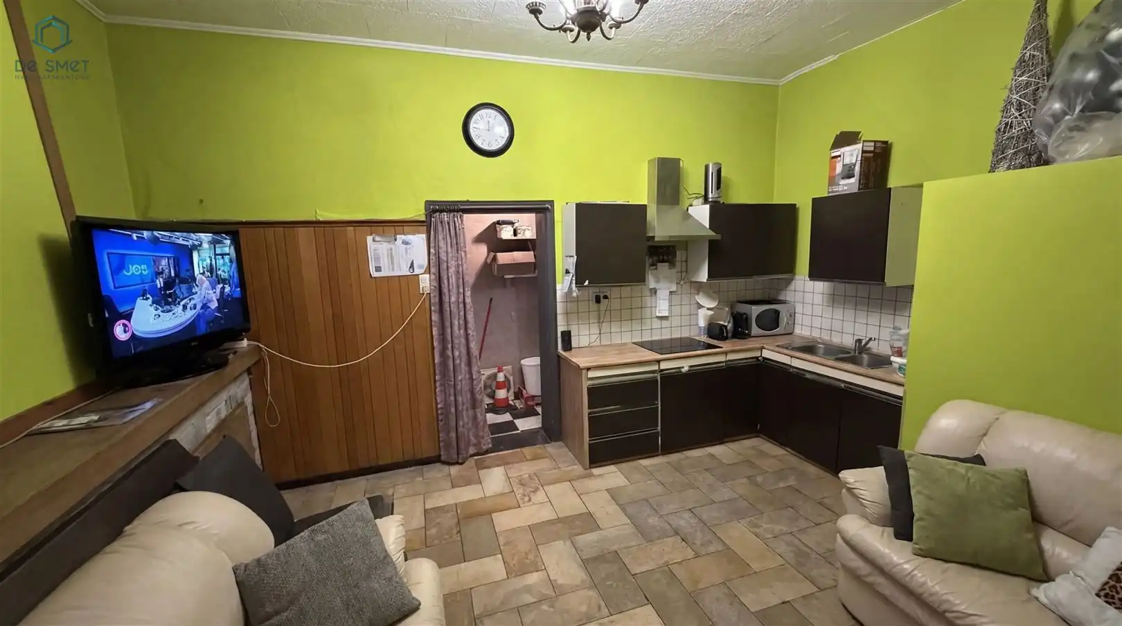 OPBRENGSTEIGENDOM MET HANDELSPAND EN APPARTEMENT  foto 8