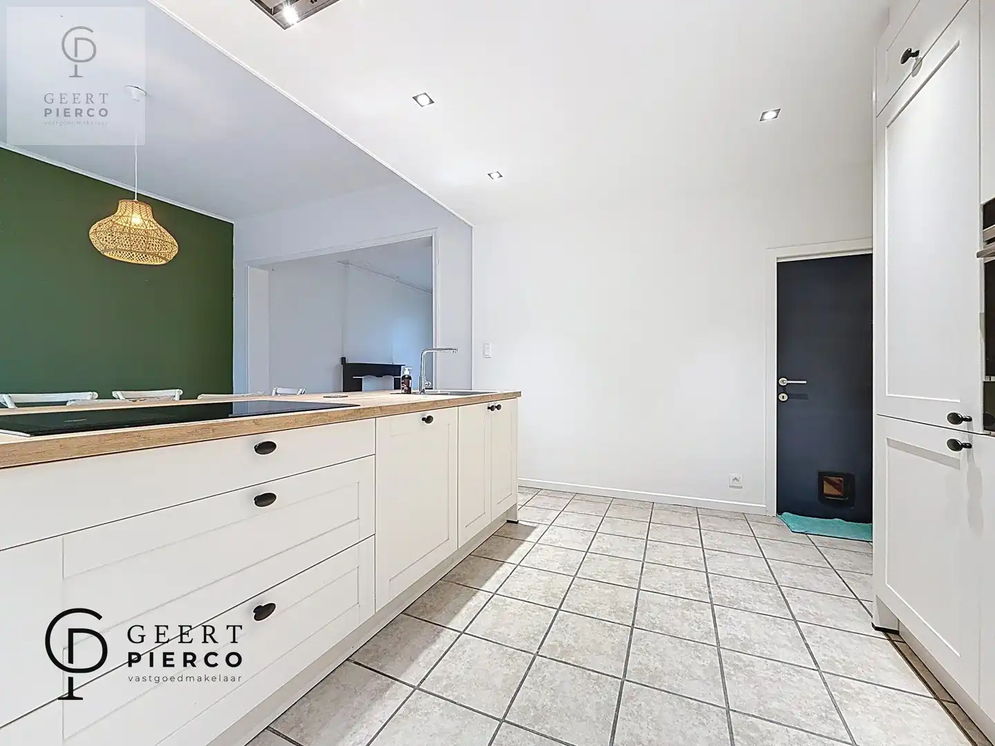 Knappe woning die meteen aanvoelt als thuiskomen foto 14