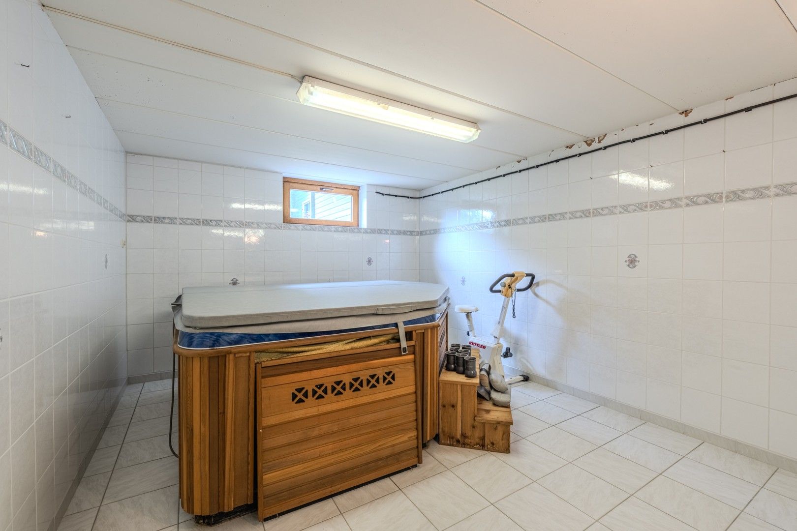 Ruime villa met mooie tuin foto 25