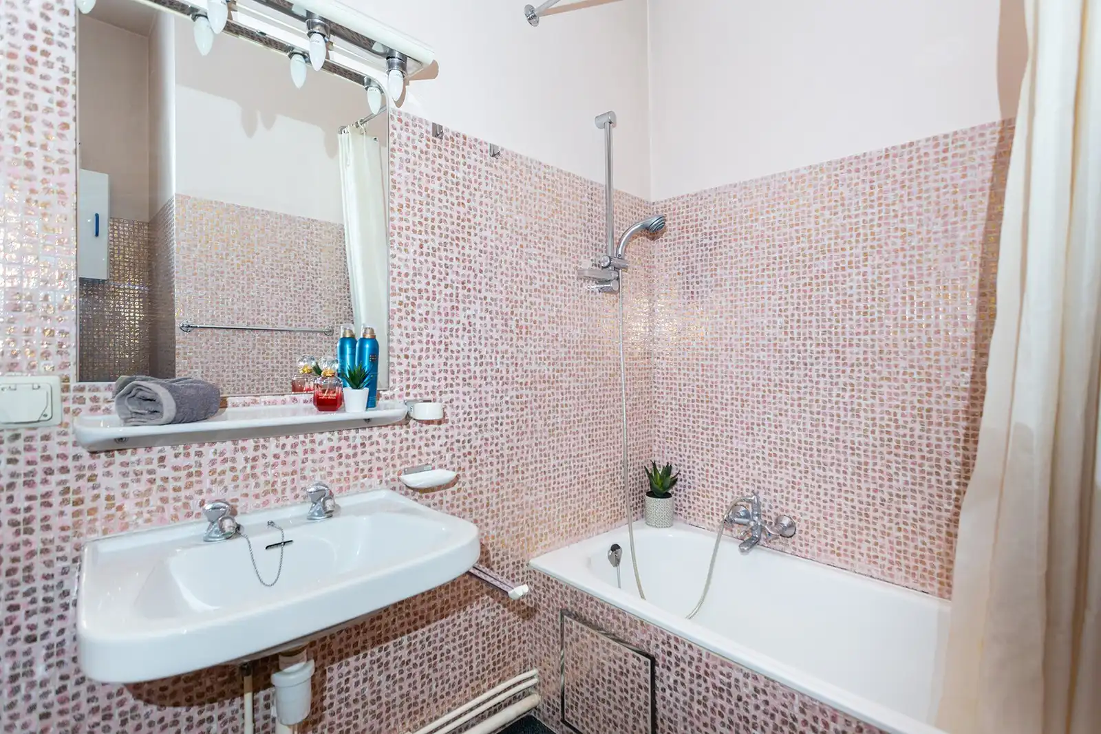 Veel ruimte, licht en mogelijkheden foto 22