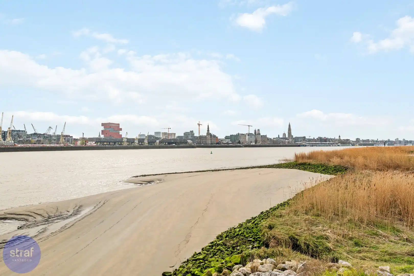 Enorme woning in de beste straat van Linkeroever foto 24