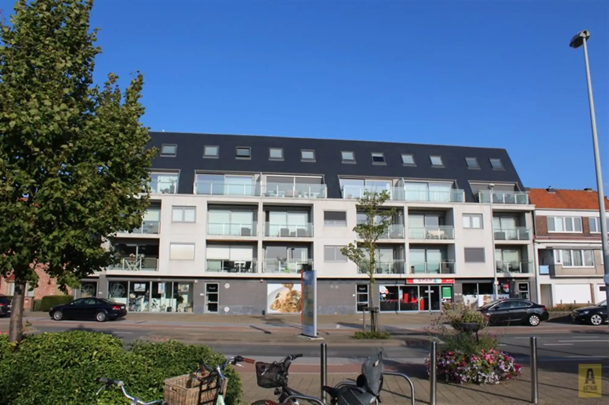 Schitterend duplexappartement met ruime terrassen en open zicht! foto {{pictureIndex}}