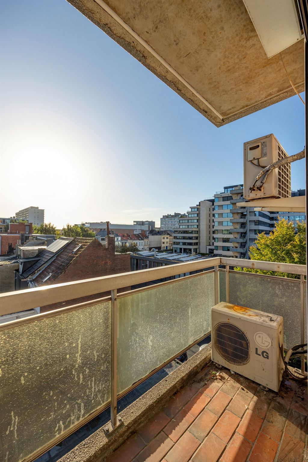 Lichtrijk appartement met uitzicht in hartje Boho foto 10