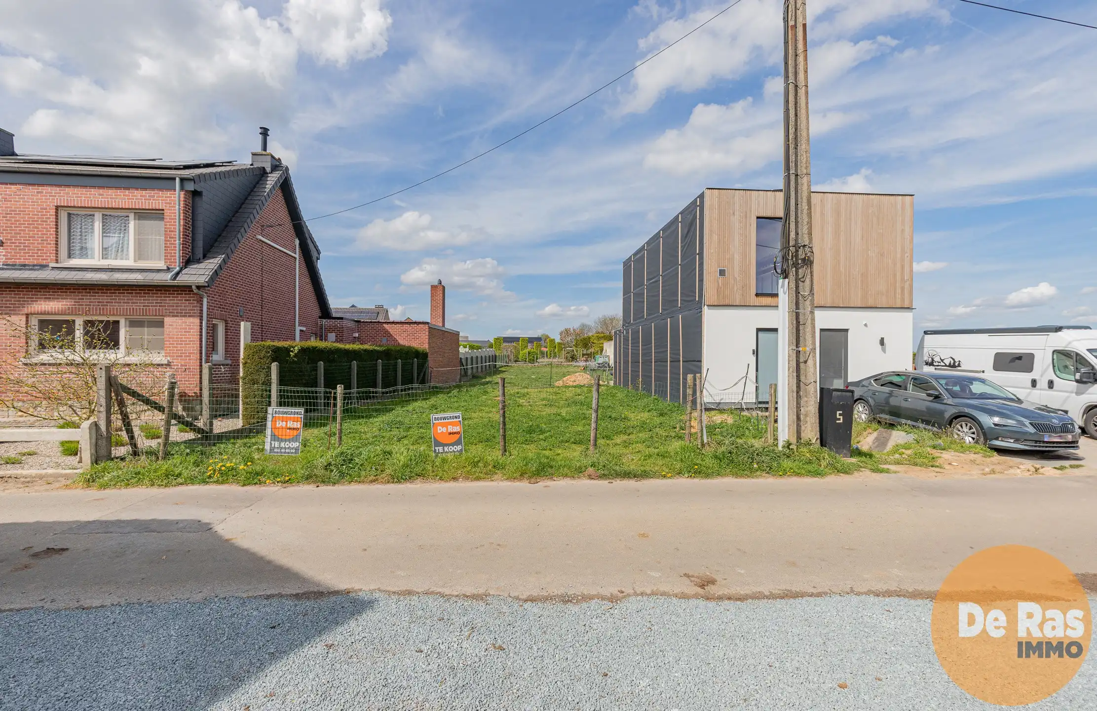 OUTER - Mooie bouwgrond voor HOB op circa 4are foto {{pictureIndex}}