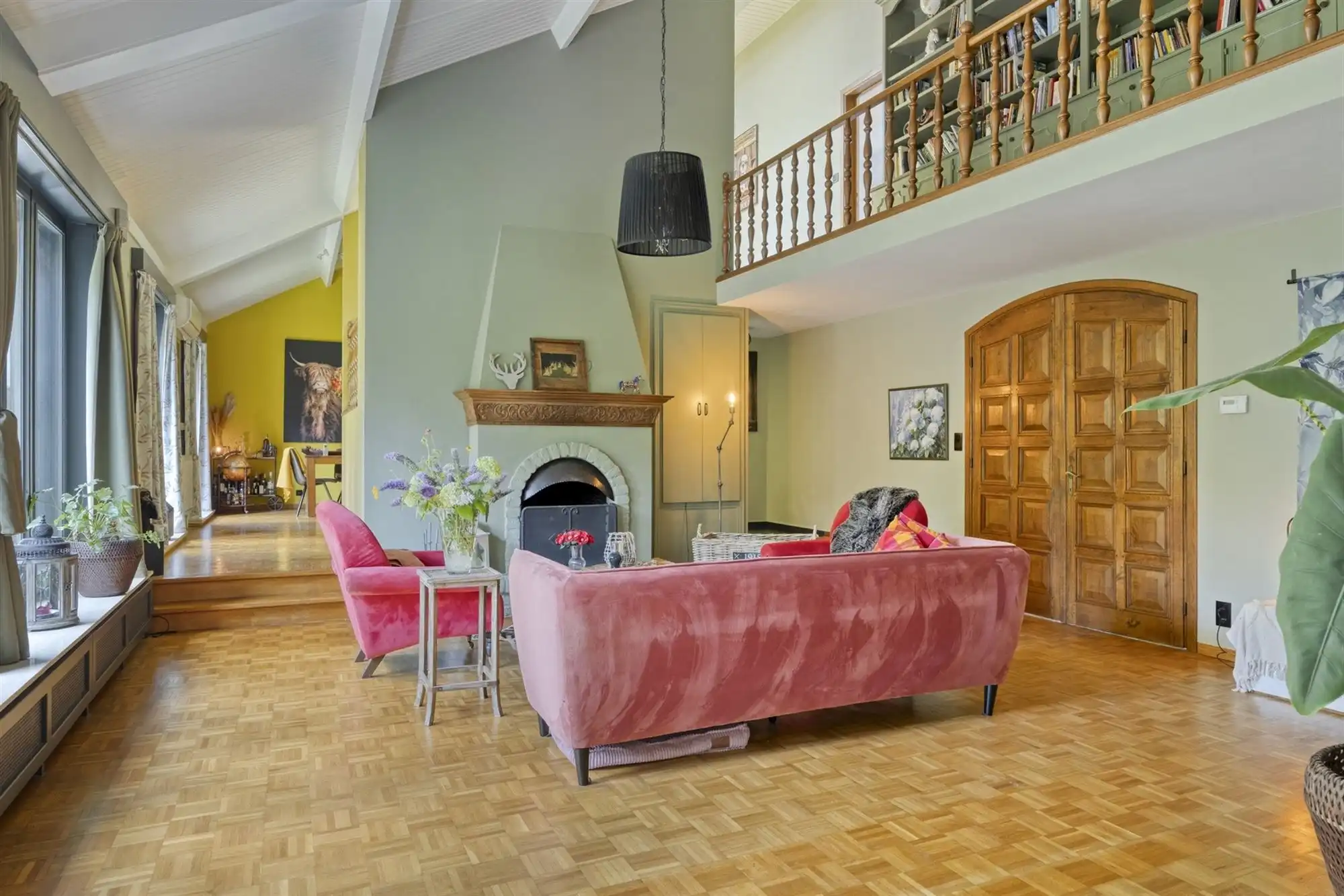 Verrassend ruime villa met klasse in een groene omgeving foto 17