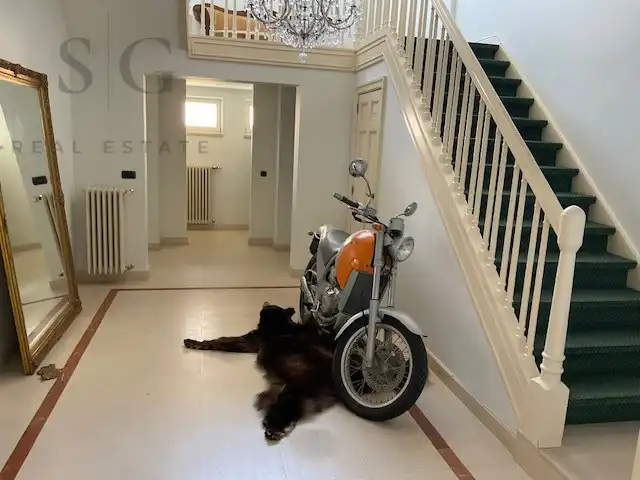 Interbellum villa in Bree centrum foto 24