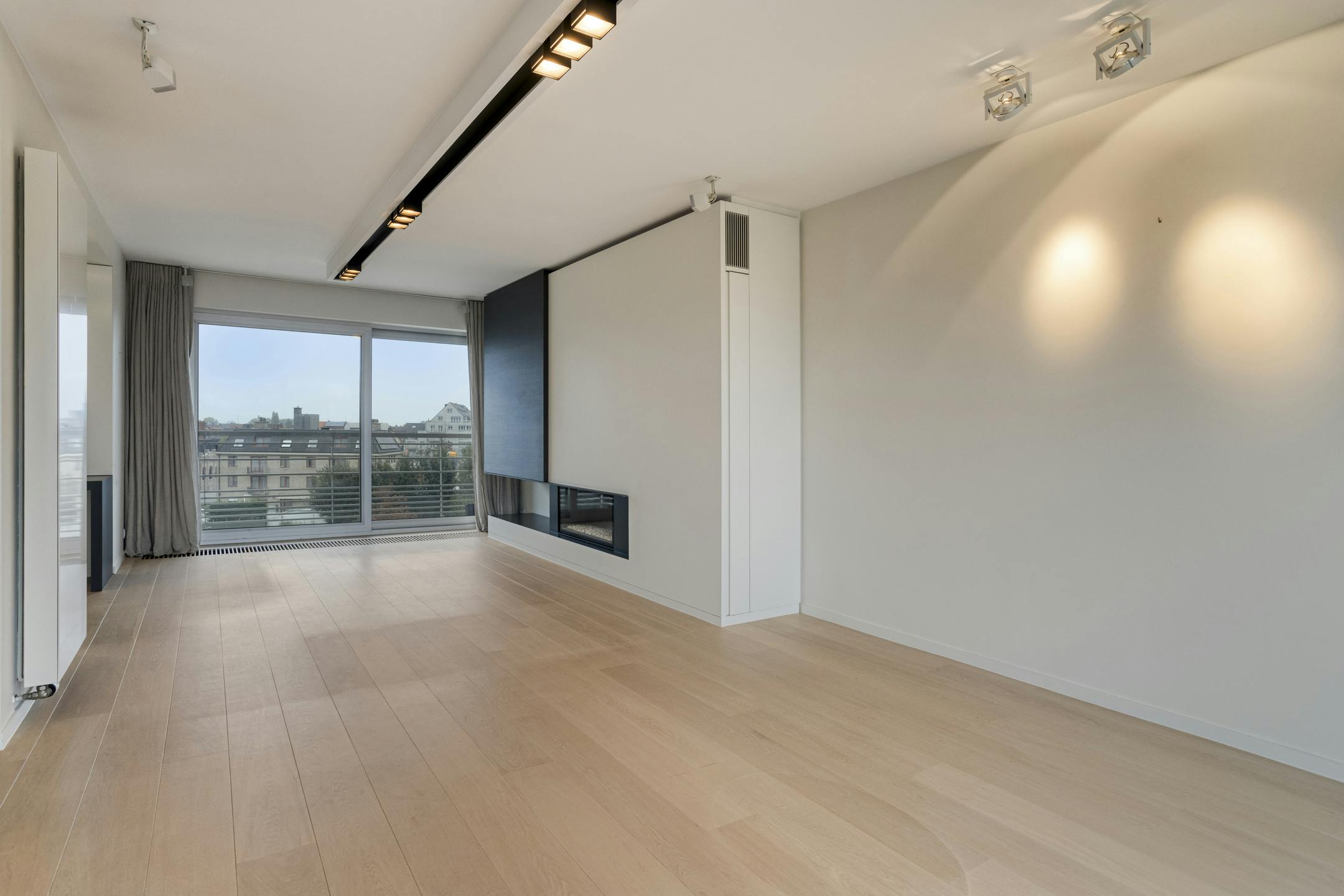 Stijlvol duplex appartement te koop aan de Kleine Bassin foto 5