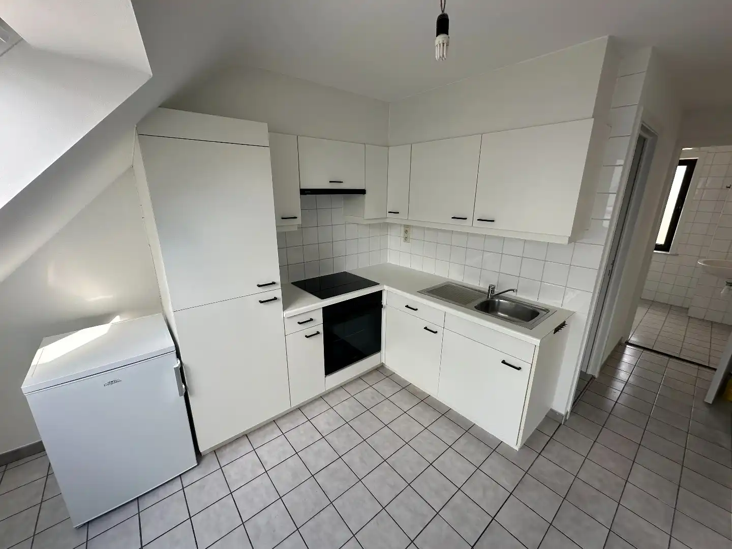 Insapklaar appartement met 1 slpk en terras, Torhout foto 6