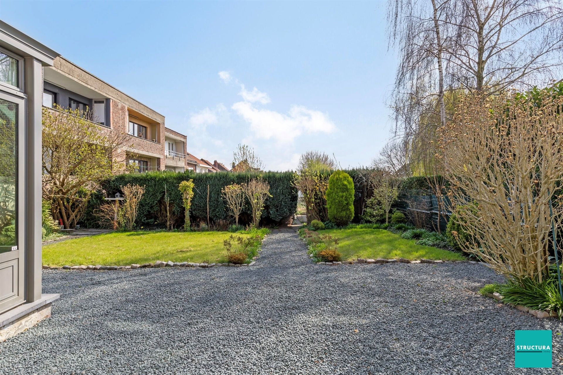 Ruime woning met veel mogelijkheden foto 6