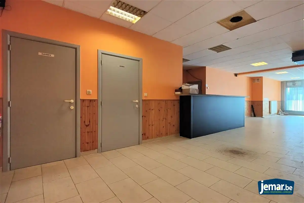 Handelspand met woonst op top locatie te Smeermaas foto 7