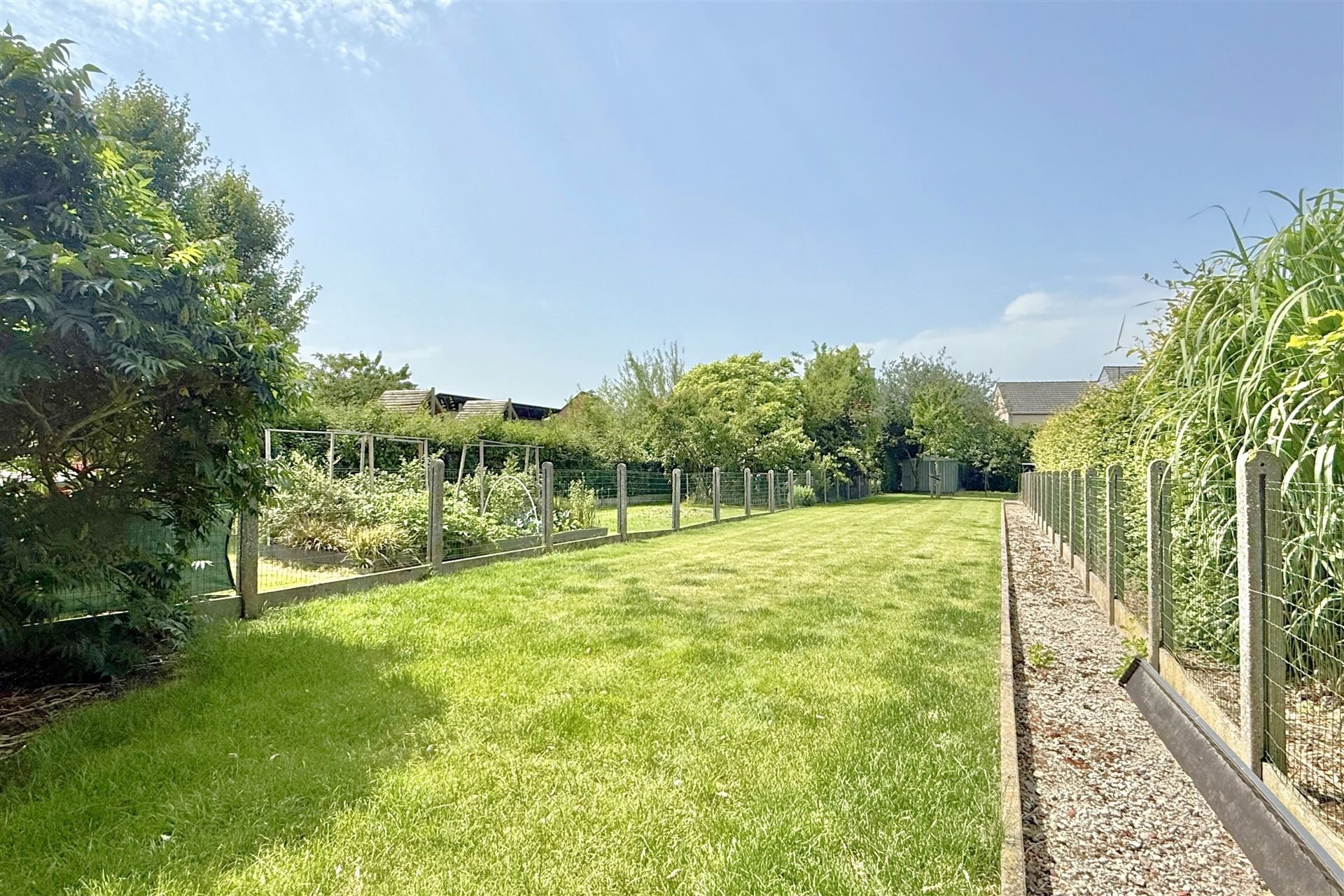 Woning met 3 slpk en tuin foto 12