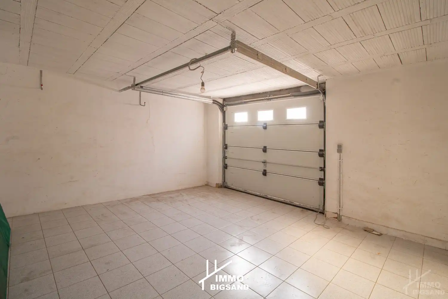 Een ruime gezinswoning (voorheen twee woningen) met 3 slaapkamers en garage met ruime tuin foto 22