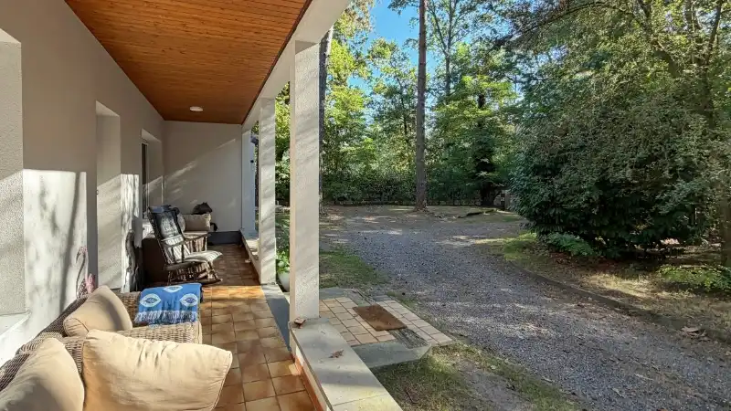 Charmante vernieuwde villa van 231m² op 20 are foto 25