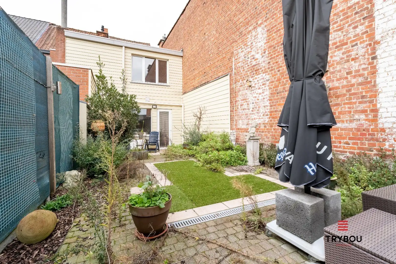 Centraal gelegen woning met tuin foto 14