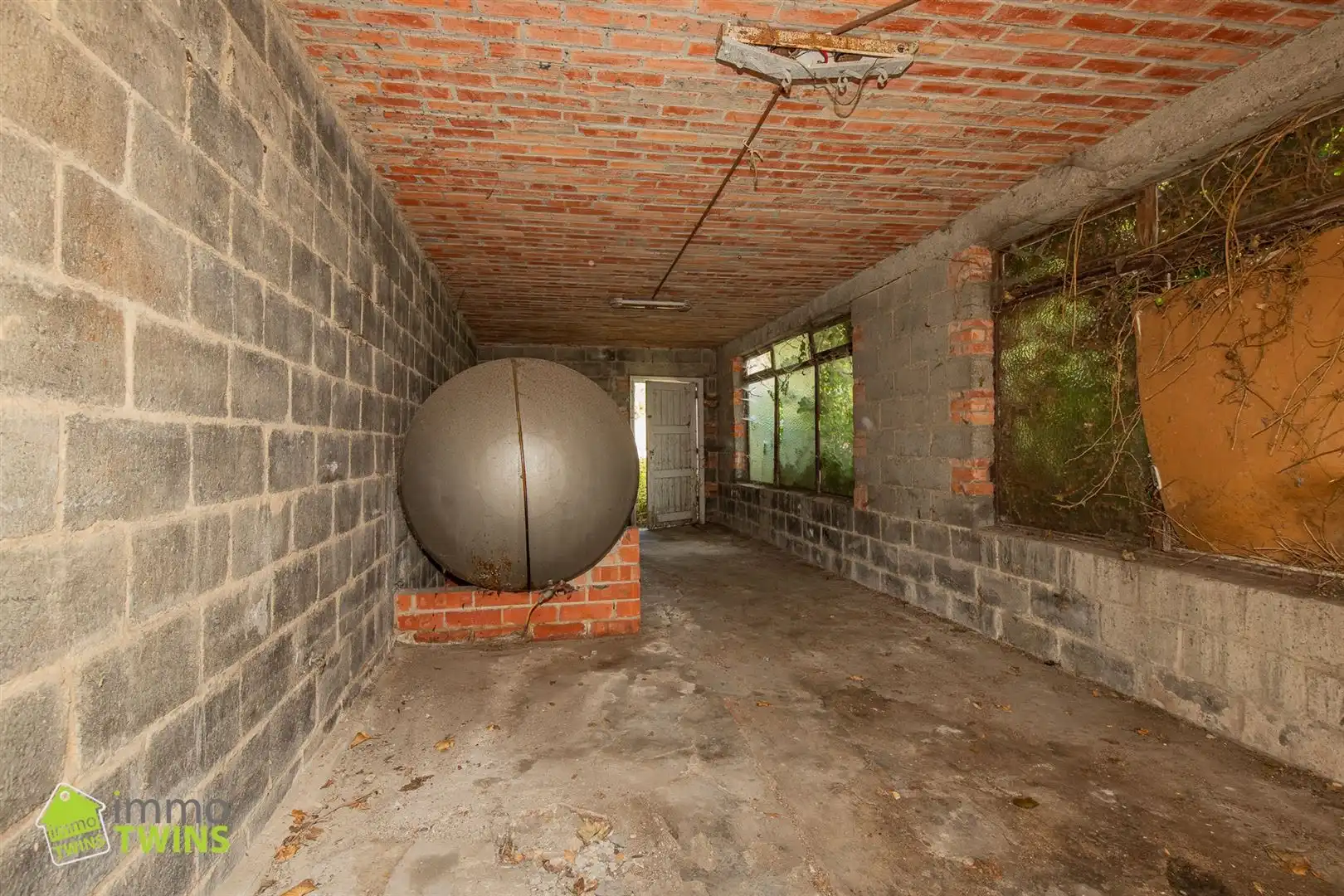 Handelswoonst op commerciële topligging te Moerzeke/Kastel  foto 16