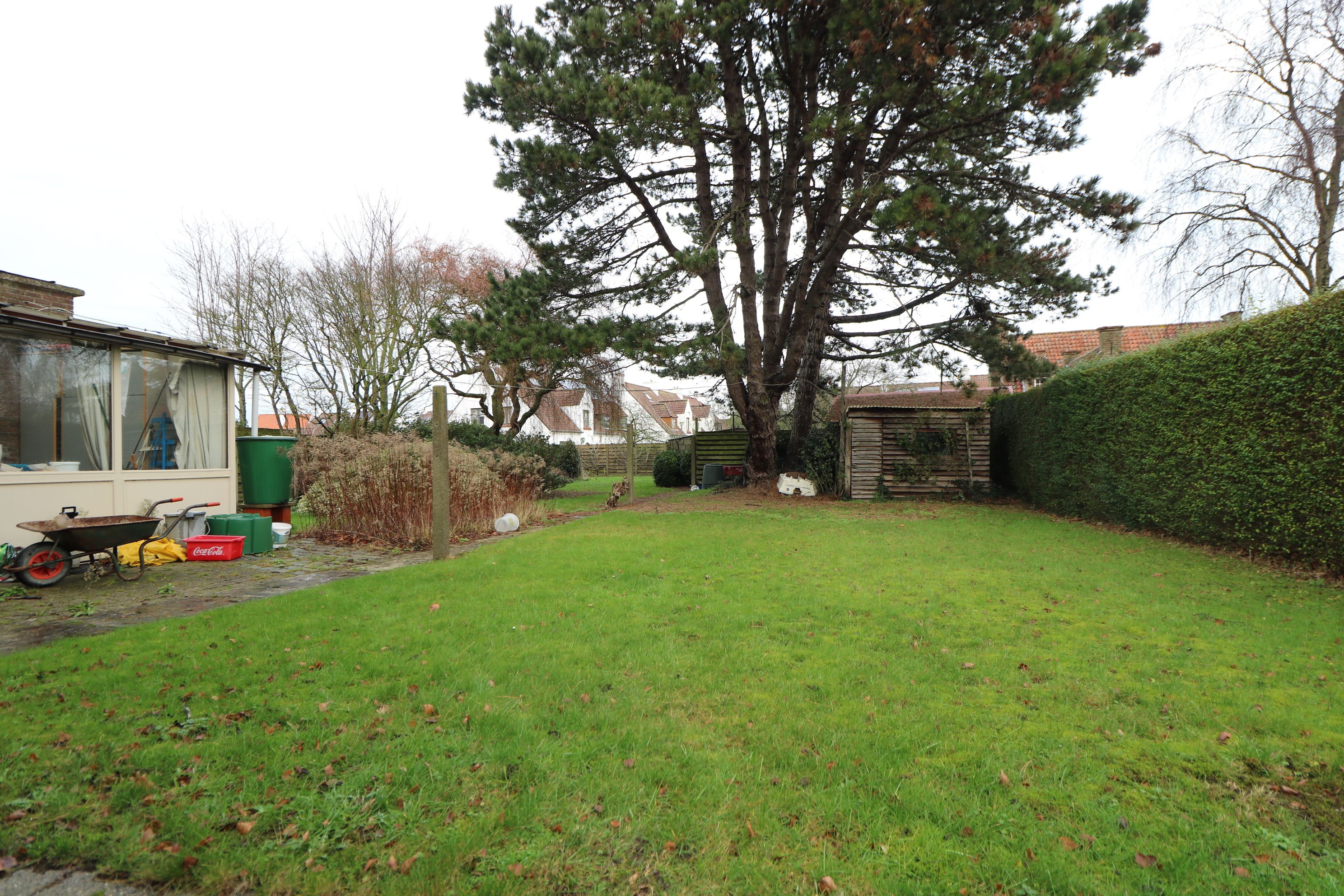 Lichtrijke woning met 4 slaapkamers en prachtige tuin op een zeer groot perceel (855 m²) foto 11