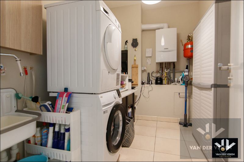 PRACHTIG APPARTEMENT MET 3 SLAAPKAMERS IN HASSELT foto 18