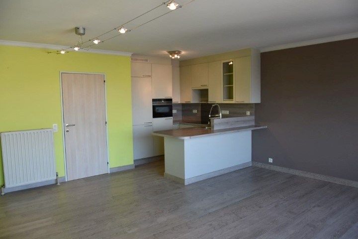 Centraal gelegen woonappartement foto 3