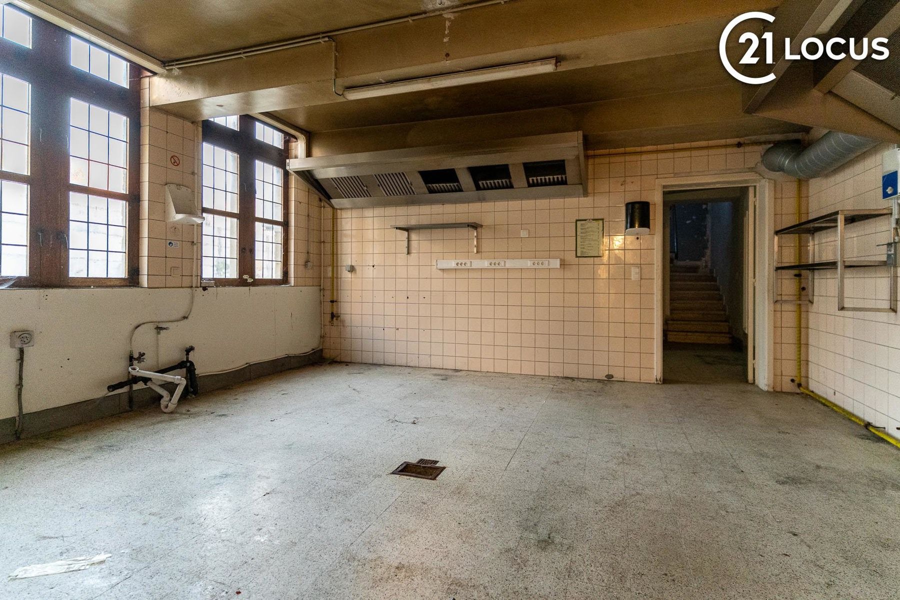 Karaktervol Horecapand, Toplocatie aan de Markt van Lokeren foto 5