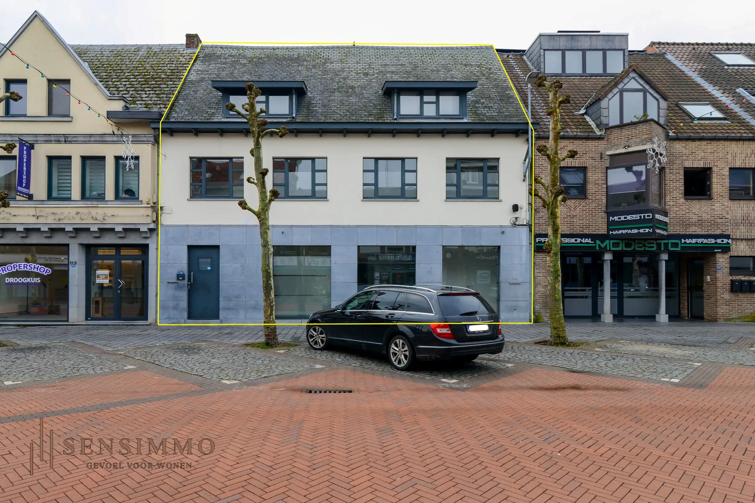 Commerciële ruimte te koop Pauwengraaf 141 - - 3630 Maasmechelen